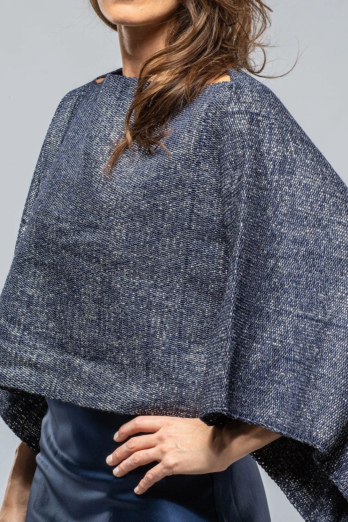 Alice Woven Cropped Top In Midnight