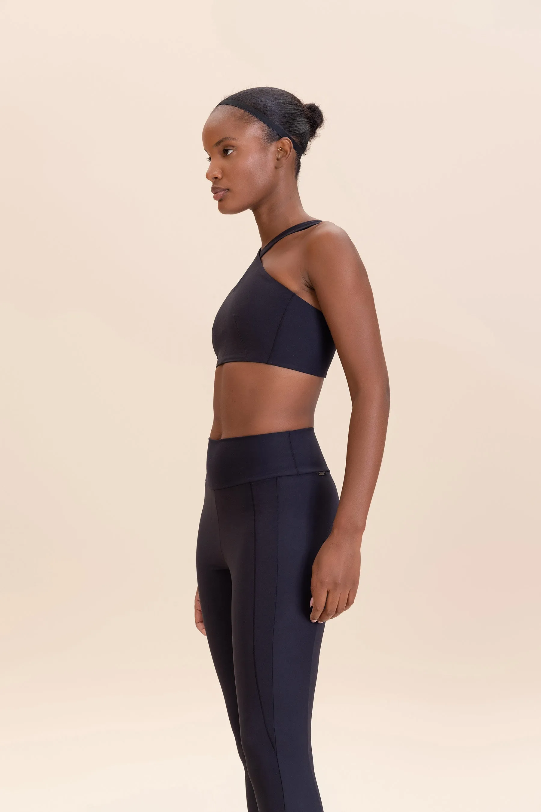 Cross Easy Stretch Sports Bra