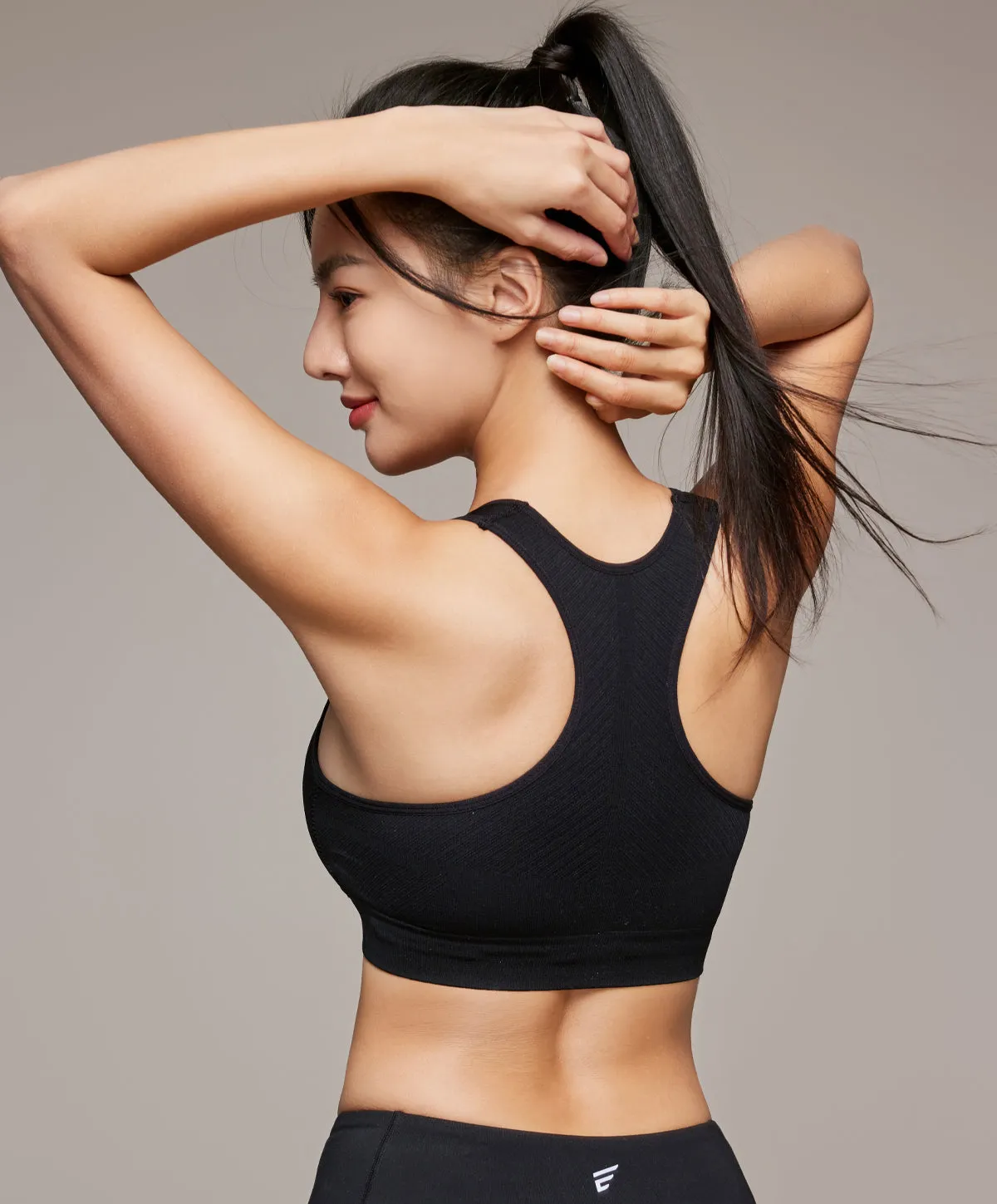Energized Bohemian Explorer Seamless V-Neck Sports Bra