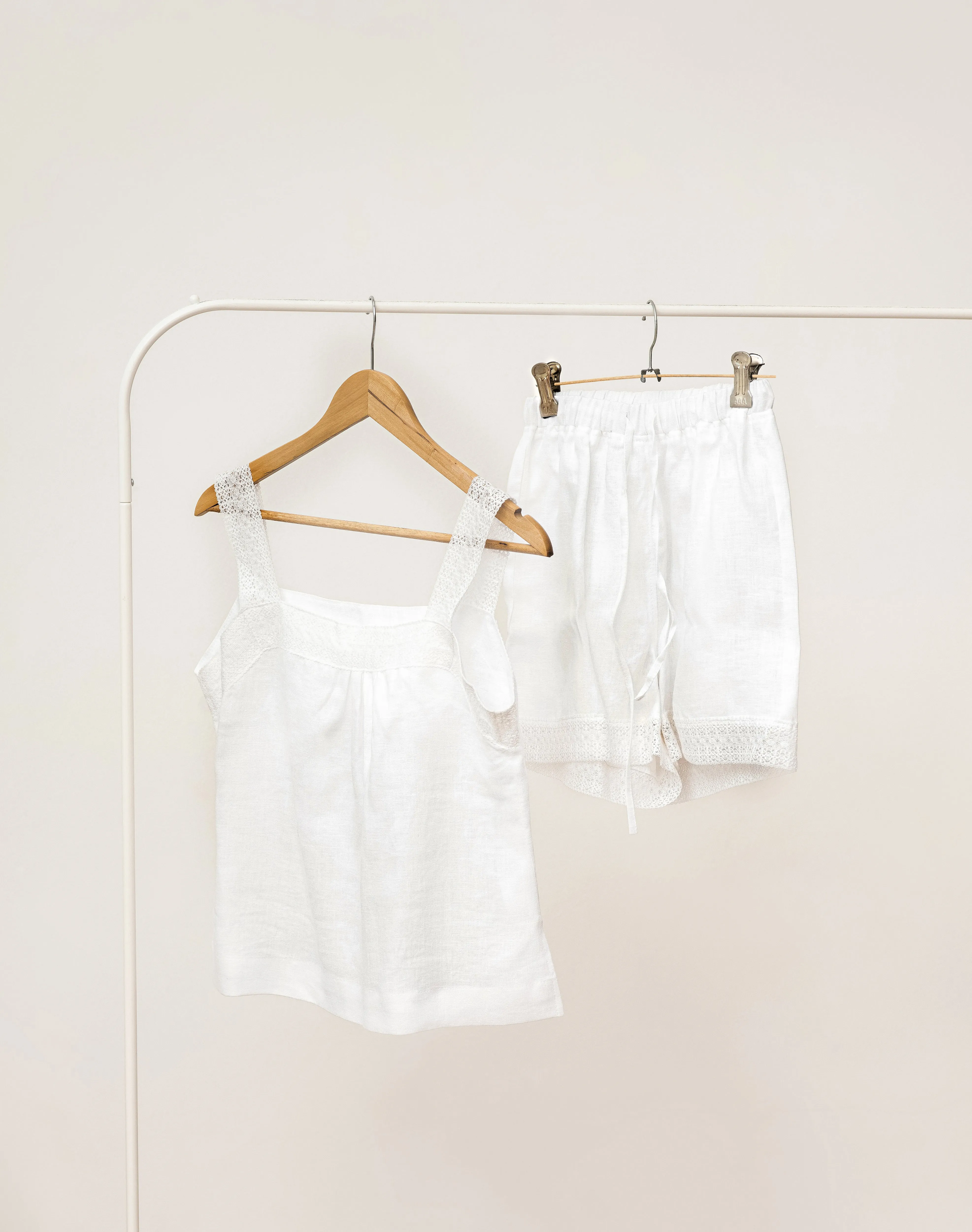 Linen pajama set with lace