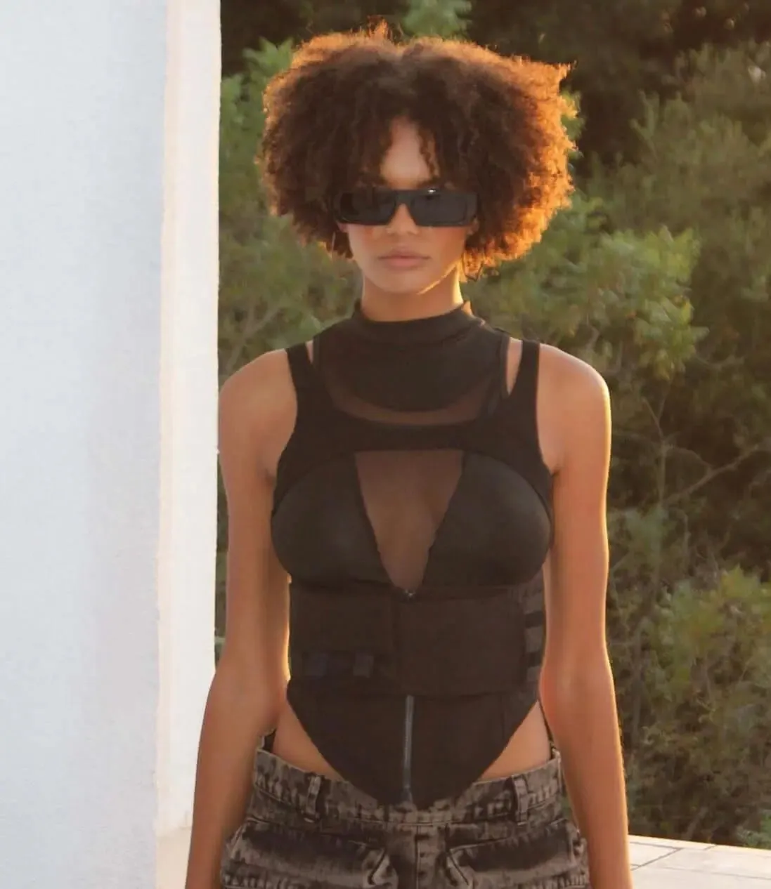 Molding Black Top. Trending Adjustable Blouse