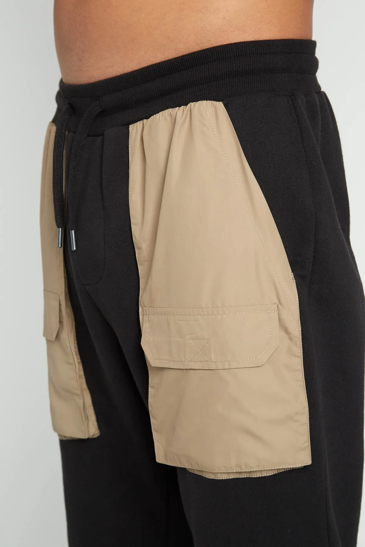 PLATT RELAXED FIT SWEATSHIRT WITH NYLON POCKET
