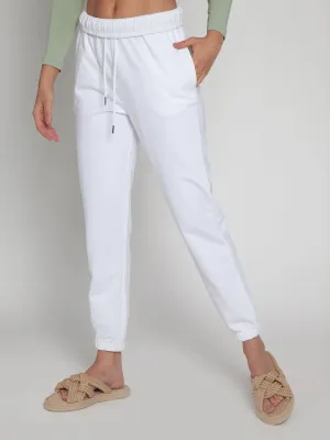 White Rolled-up Jogger